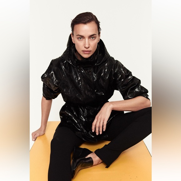 ✨SALE✨ ZARA CROP HOODED JACKET ZW COLLECTION✨SALE✨